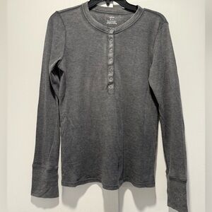 WOMENS long sleeve aerie top size medium